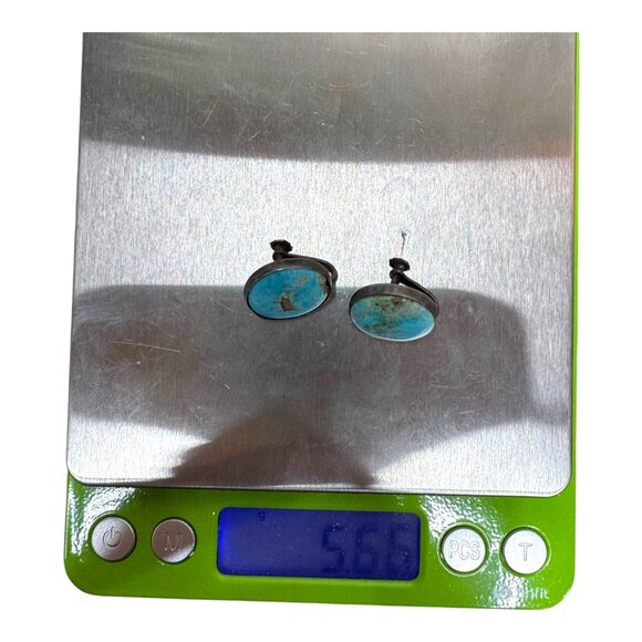 Vintage Navajo Southwestern Turquoise & Sterling Silver Screw Back Earrings - Picture 5 of 6